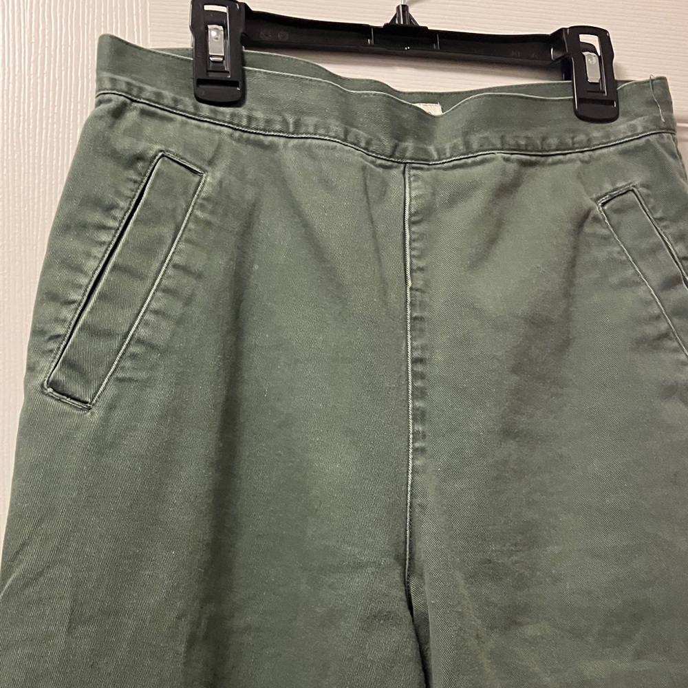 Ann Taylor Olive Green Chinos - Picture 4 of 11